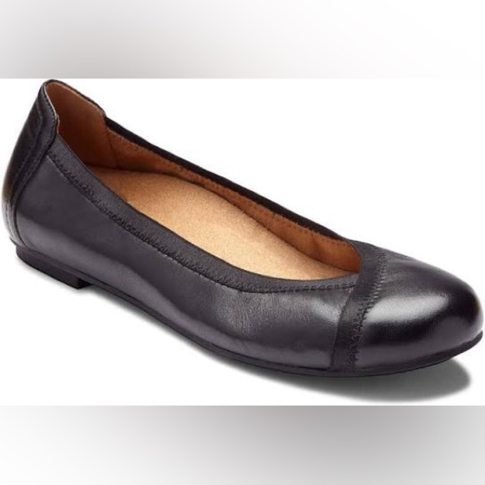 Vionic Black Leather Caroll Ballet Flats